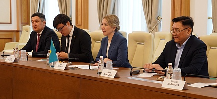 Архив Президента РК расширяет сотрудничество с Национальными архивами Великобритании фото галереи 3