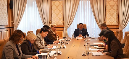 ҚР Президенті Архивінің Ғылыми кеңесі қазақстандық ғылымының тарихы туралы жинақ жобасын талқылады фото галереи 1