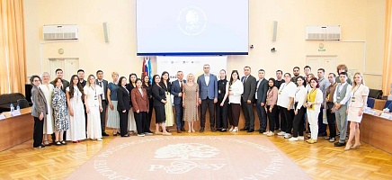 ҚР Президенті Архивінің мамандары халықаралық Жазғы институт аясында тәжірибе алмасуда фото галереи 5