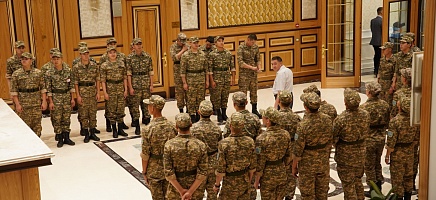 Әскери кафедра студенттері Президент Архивінің жұмысымен танысты фото галереи 4