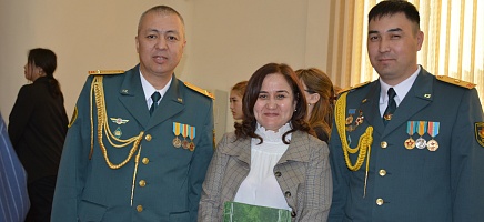 Круглый стол «Армия Независимого Казахстана: Долг. Честь. Отвага» фото галереи 20